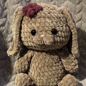 Horgolt amigurumi Panna nyuszi, Játék & Sport, Plüssállat & Játékfigura, Nyuszi, Horgolás, Hímzés, MESKA