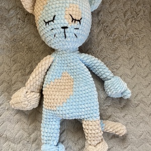 Horgolt amigurumi Szundi cica - játék & sport - plüssállat & játékfigura - cica - Meska.hu