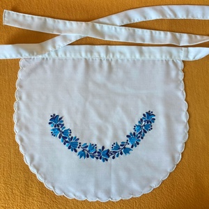 Hímzett kötény, Otthon & Életmód, Konyhafelszerelés, tálalás, Konyhai textil, Kötény, Hímzés, Varrás, MESKA