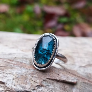 Ezüst Kianit gyűrű, Ékszer, Gyűrű, Szoliter gyűrű, Ékszerkészítés, Ötvös, MESKA