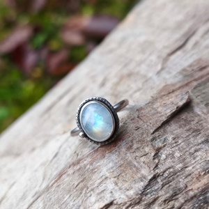 Ezüst Holdkő gyűrű - ékszer - gyűrű - vékony gyűrű - Meska.hu