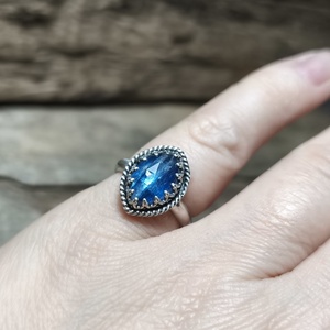 Ezüst Kianit gyűrű - ékszer - gyűrű - szoliter gyűrű - Meska.hu