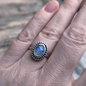 Ezüst Holdkő gyűrű - ékszer - gyűrű - vékony gyűrű - Meska.hu