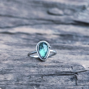 Ezüst Kianit gyűrű - ékszer - gyűrű - szoliter gyűrű - Meska.hu