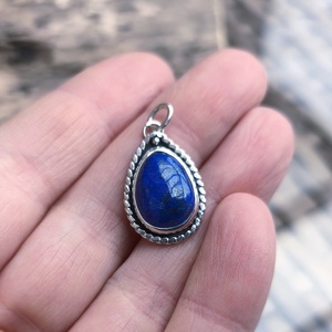 Ezüst Lápisz Lazuli medál - ékszer - nyaklánc - medál - Meska.hu