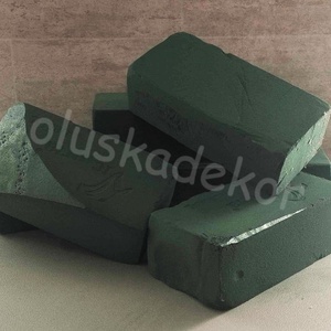 Tűzőhab, oázis, vizes, II.oszt. 10db/cs., Kellékek & szerszámok, Dekorációs kellékek, Egyéb kellékek, Virágkötés, MESKA