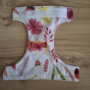 Játék baba pelenka, virágos  - játék & sport - baba & babaház - babaruha, babakellék - Meska.hu