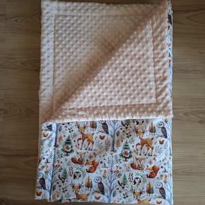 Ovis takaró minkyvel, bélelt, erdei állatos  - Meska.hu