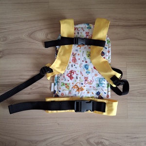 Játék csatos babahordozó, színes cicás - játék & sport - baba & babaház - babaruha, babakellék - Meska.hu Játék csatos babahordozó, színes cicás - játék & sport - baba & babaház - babaruha, babakellék - Meska.hu