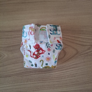 Játék baba pelenka, színes cicás - játék & sport - baba & babaház - babaruha, babakellék - Meska.hu Játék baba pelenka, színes cicás - játék & sport - baba & babaház - babaruha, babakellék - Meska.hu