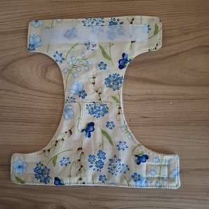 Játék baba pelenka, kék virágos - játék & sport - baba & babaház - babaruha, babakellék - Meska.hu