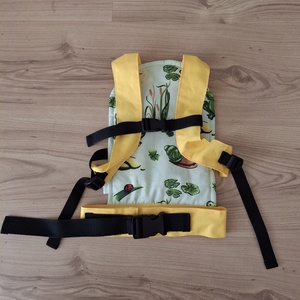 Játék csatos babahordozó, békás - játék & sport - baba & babaház - babaruha, babakellék - Meska.hu