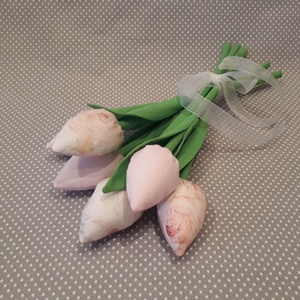 Textil tulipán, Otthon & Lakás, Dekoráció, Csokor & Virágdísz, Virágdísz és tartó, Varrás, Meska