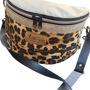 Műbőr és párduc mintás táska - táska & tok - kézitáska & válltáska - kézitáska - Meska.hu