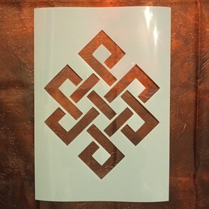 Végtelen csomó faldekor stencil A3 méretű műanyag lapon - kellékek & szerszámok - szerszámok, eszközök - sablonok - Meska.hu