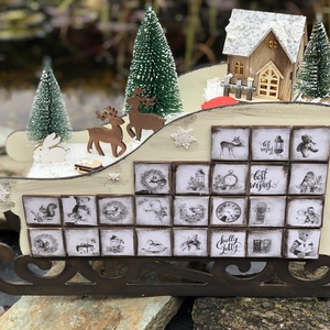 Szánkó alakú adventi kalendárium , Karácsony, Adventi díszek, Adventi naptár, Decoupage, transzfer és szalvétatechnika, Festészet, Meska