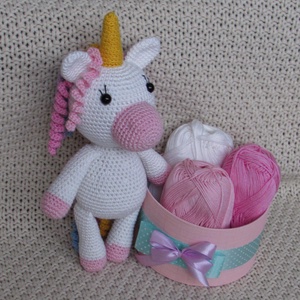 Rendelhető - Horgolt unikornis színes sörénnyel amigurumi - játék & sport - plüssállat & játékfigura - unikornis - Meska.hu
