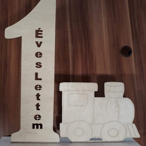 1 éves lettem tábla mozdonnyal, babalátogatóba, születésnapi ajándék, fotókellék -  - Meska.hu