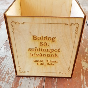 Születésnapi díszdoboz egyedi felirattal, díszítéssel - kellékek & szerszámok - fa - doboz - Meska.hu