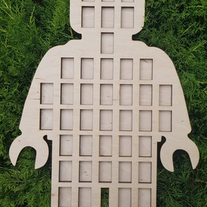 LEGO figura tartó polc, LEGO polc, Játék tartó, Gyerekszoba dekoráció, Otthon & Életmód, Babaszoba, gyerekszoba, Játéktároló, Famegmunkálás, MESKA