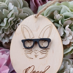Névre szóló húsvéti tojás, szemüveges nyuszival - otthon & életmód - dekoráció - fali és függő dekoráció - függődísz - Meska.hu