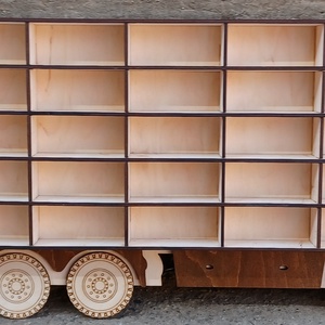 Matchbox tároló polc, Kamion formájú polc, Játék tartó, Gyerekszoba dekoráció - otthon & életmód - babaszoba, gyerekszoba - játéktároló - Meska.hu