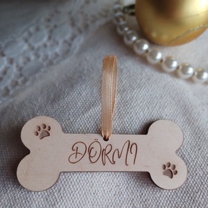 Különleges karácsonyfadísz kedvenceinknek fából, Kutyáknak, kutyusoknak névre szóló karácsonyfa dísz, csont formában - karácsony - karácsonyi lakásdekoráció - karácsonyfadíszek - Meska.hu