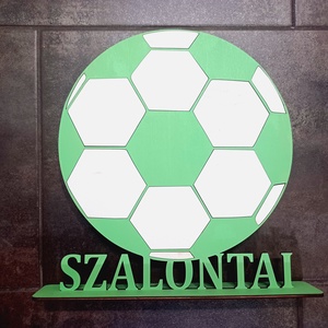 Névre szóló focis asztaldísz,  névtábla a futball szerelmeseinek - otthon & életmód - babaszoba, gyerekszoba - gyerek névtábla - Meska.hu