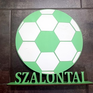 Névre szóló focis asztaldísz,  névtábla a futball szerelmeseinek - otthon & életmód - babaszoba, gyerekszoba - gyerek névtábla - Meska.hu