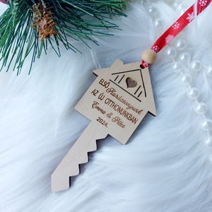 Első karácsonyunk az új otthonunkban, karácsonyfadísz, ajándékkísérő - karácsony - karácsonyi lakásdekoráció - karácsonyfadíszek - Meska.hu