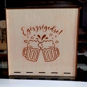 Apának kell egy sör feliratú fa sörtartó  - otthon & életmód - konyhafelszerelés, tálalás - italos kellékek - sörtartó - Meska.hu