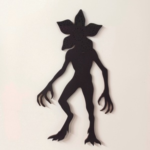 Stranger Things Demogorgon fali dekoráció - otthon & életmód - dekoráció - fali és függő dekoráció - falra akasztható dekor - Meska.hu