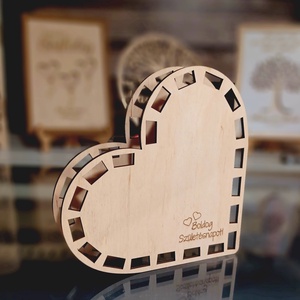 Szív alakú csokidoboz � különleges, személyre szabható ajándék - esküvő - emlék & ajándék - köszönőajándék - Meska.hu