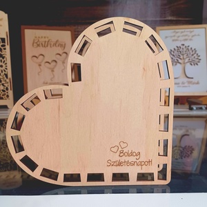 Szív alakú csokidoboz � különleges, személyre szabható ajándék - esküvő - emlék & ajándék - köszönőajándék - Meska.hu