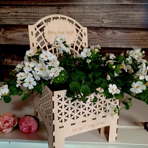 Különleges virágtartó kis szék - otthon & életmód - virágdekoráció - virágtartó - kaspó - Meska.hu