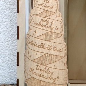 Karácsonyi pálinkás díszdoboz- üveggel és pohárral - otthon & életmód - konyhafelszerelés, tálalás - tálalás - pálinkás poharak, szettek - Meska.hu