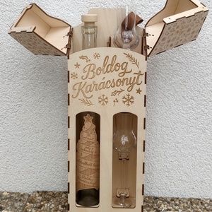 Karácsonyi pálinkás díszdoboz- üveggel és pohárral - otthon & életmód - konyhafelszerelés, tálalás - tálalás - pálinkás poharak, szettek - Meska.hu