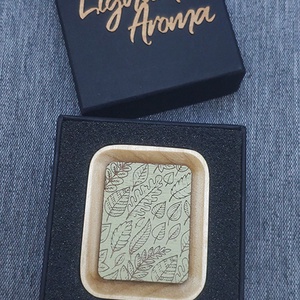 Fa autóillatosító cserélhető előlappal - otthon & életmód - autó - autós illatosító - Meska.hu