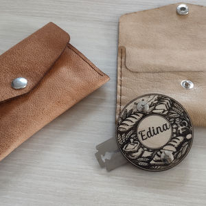 Kenyérbemetsző, kenyérmintázó, irdaló, dekoráló, cserélhető pengével! - otthon & életmód - konyhafelszerelés, tálalás - sütés, főzés - kés & késtartó - Meska.hu