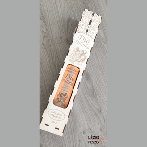 Gravírozott pálinkás díszdoboz � üveggel (ital nélkül), Esküvő, Emlék & Ajándék, Doboz, Famegmunkálás, Gravírozás, pirográfia, MESKA