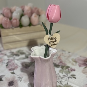 Anyák napi tulipán bilétával, Otthon & Életmód, Virágdekoráció, Virágdíszek, Asztali virágdísz, , MESKA
