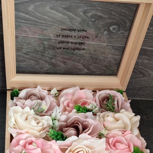 Szülőköszöntő  fa dobozos virágbox felirattal, Esküvő, Emlék & Ajándék, Szülőköszöntő ajándék, Virágkötés, MESKA