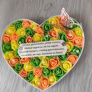 Ajándék ötlet Anyák napjára, Otthon & Életmód, Dekoráció, Fali és függő dekoráció, Betű & Név, Virágkötés, MESKA