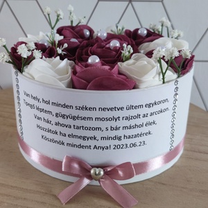 Szülőköszöntő virágbox mályva - Meska.hu
