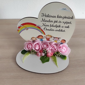 Ballagási emlk óvónőnek,dajkáknak, Otthon & Életmód, Dekoráció, Asztal és polc dekoráció, Asztaldísz, Virágkötés, MESKA