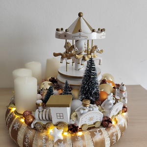 Adventi koszorú körhintás fa vonattal  - karácsony - adventi díszek - adventi koszorú - Meska.hu