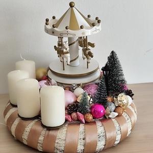 Adventi koszorú körhintás, Karácsony, Adventi díszek, Adventi koszorú, Virágkötés, MESKA