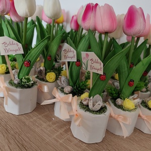 Nőnapi tulipán koll�gaknak,ismerősöknek,rokonoknak - Meska.hu