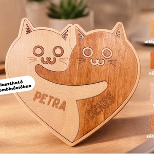 Személyreszabható fa poháralátét cicákkal - Valentin-napi ajándék pároknak - otthon & életmód - konyhafelszerelés, tálalás - tálalás - tányér- és poháralátét - Meska.hu