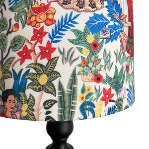 Fekete asztali lámpa Frida Kahlo mintás lámpaernyővel (50 cm) - otthon & életmód - lámpa - asztali lámpa - Meska.hu
